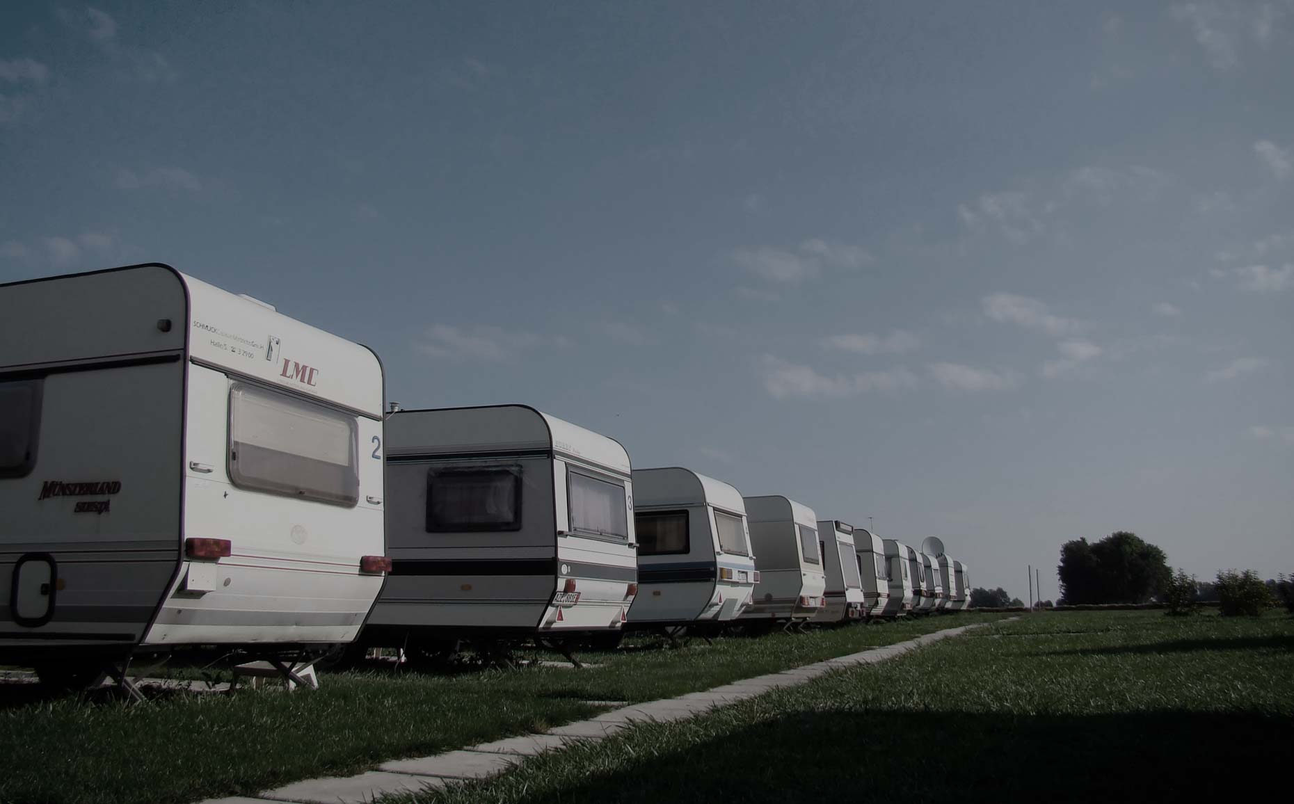 création d'aires d'accueil des gens du voyage